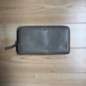 Kate Spade Wallet Zippered Wallet